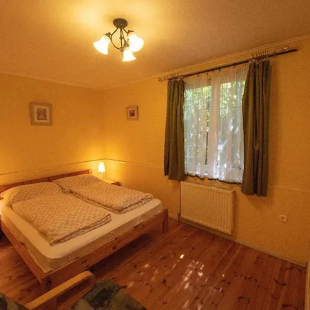 בית נופש Klimatisiertes In Sifok Mit Grill *